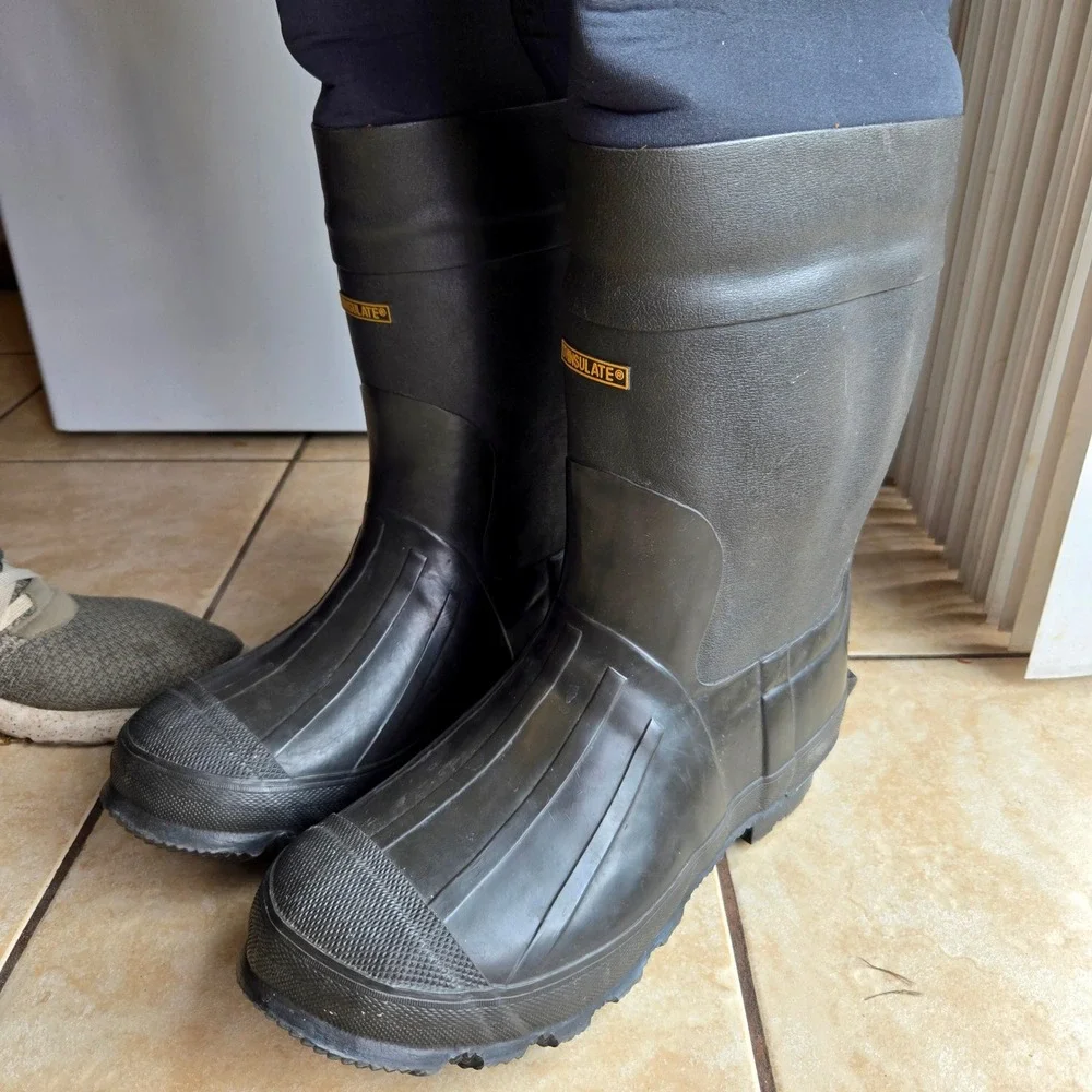 Remington Fishing Waders Mens Size 10 Black Neoprene Thinsulate Insulated Boots